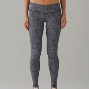 Lululemon Wunder Under Pant III, Line Up White Black, Size 4